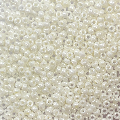 Chantilly  - Miyuki Round Seed Beads - 11/0 - 0421 - Cream