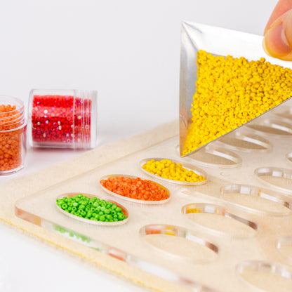 Clear Acrylic Bead Separator (32 Compartments)